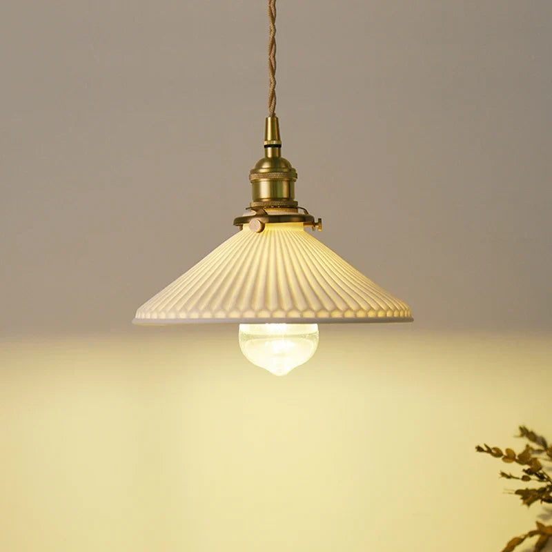 Vintage Ceramic Pendant Light Gold White Elegant Home Lighting